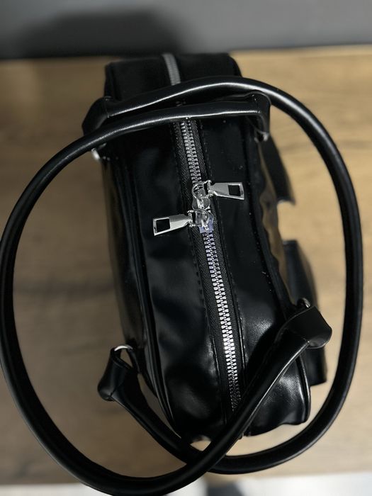 Сумка з довгими ручками, з накладними кишенями