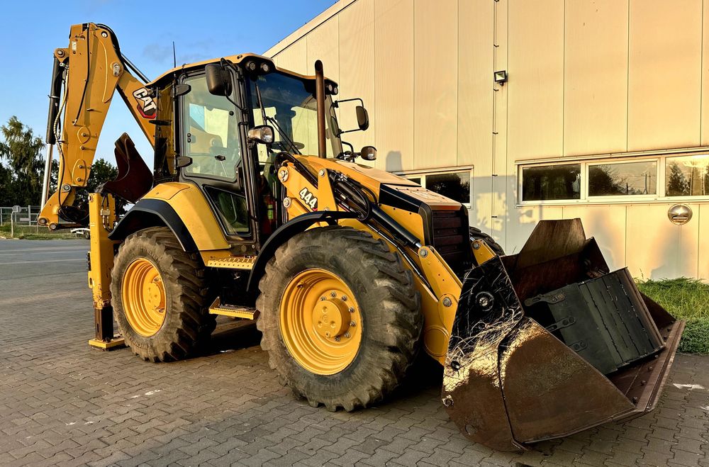 Koparko-ładowarka CAT 444 Tylko 3000Mth Joystick 2020r. JCB 4CX 434