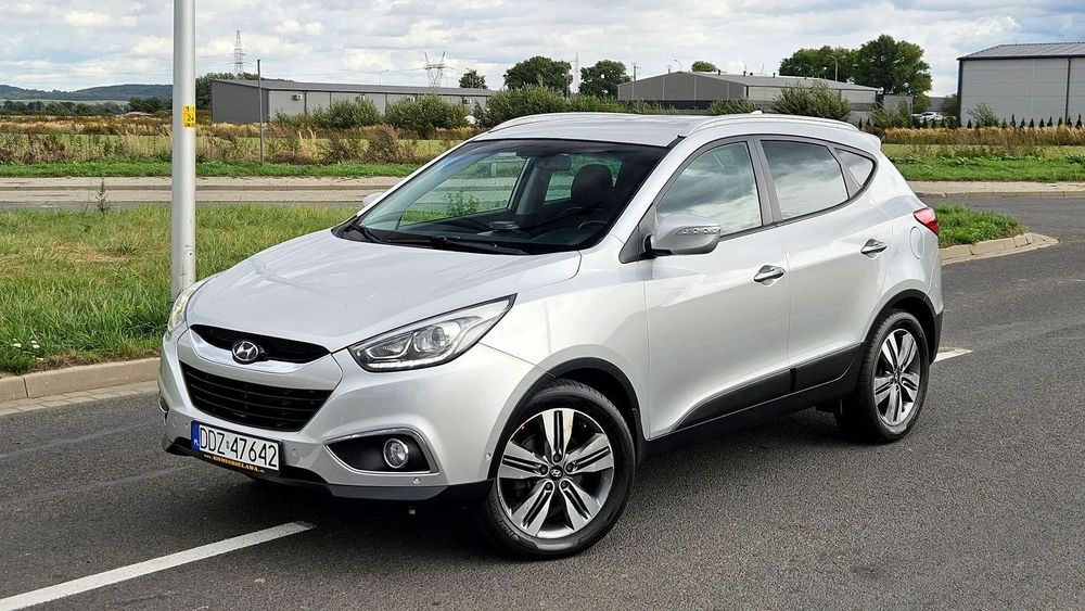 Hyundai ix35 2.0 CRDI 184KM 4WD Automat BiXenony Ledy Skóra Nawi PL Sam Parkuje