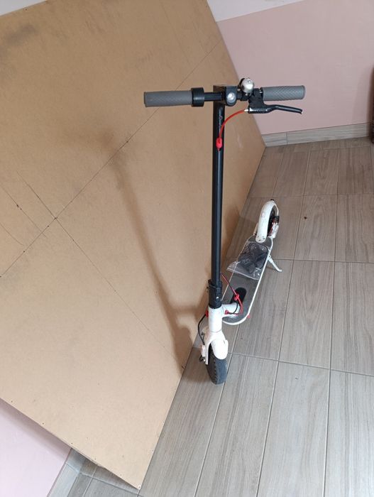 Продам електросамокат