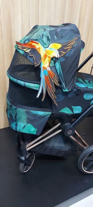Cybex Priam 2.0 Birds of Paradise na stelażu Rose Gold