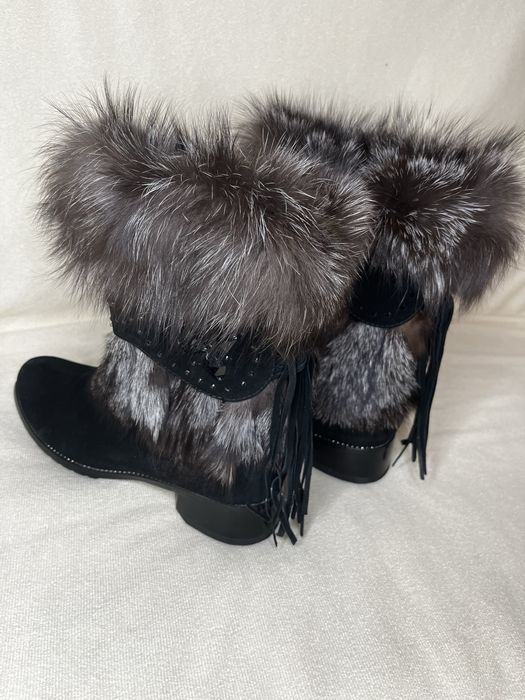 Жіноче зимове взуття