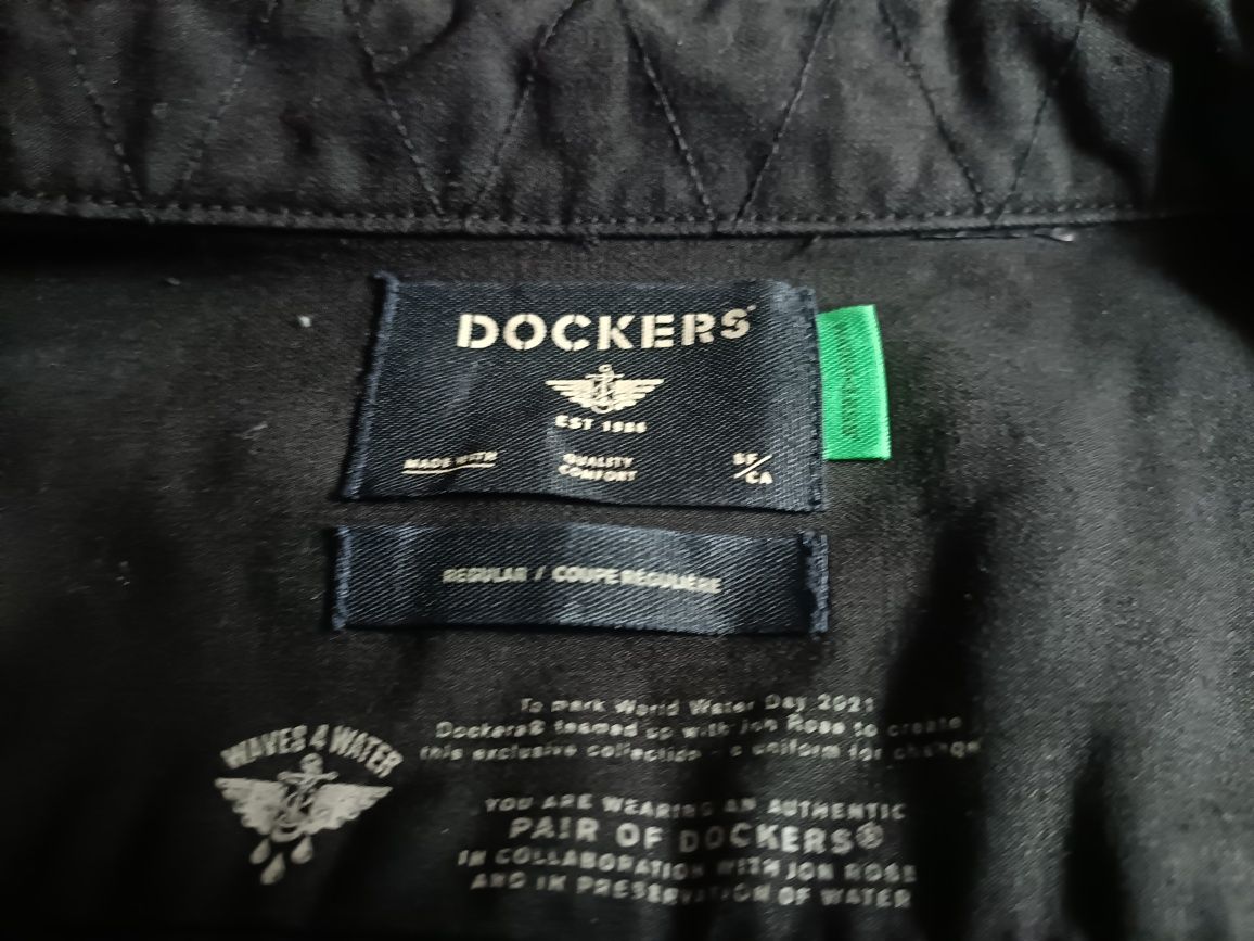 Vendo camisa preta Dockers