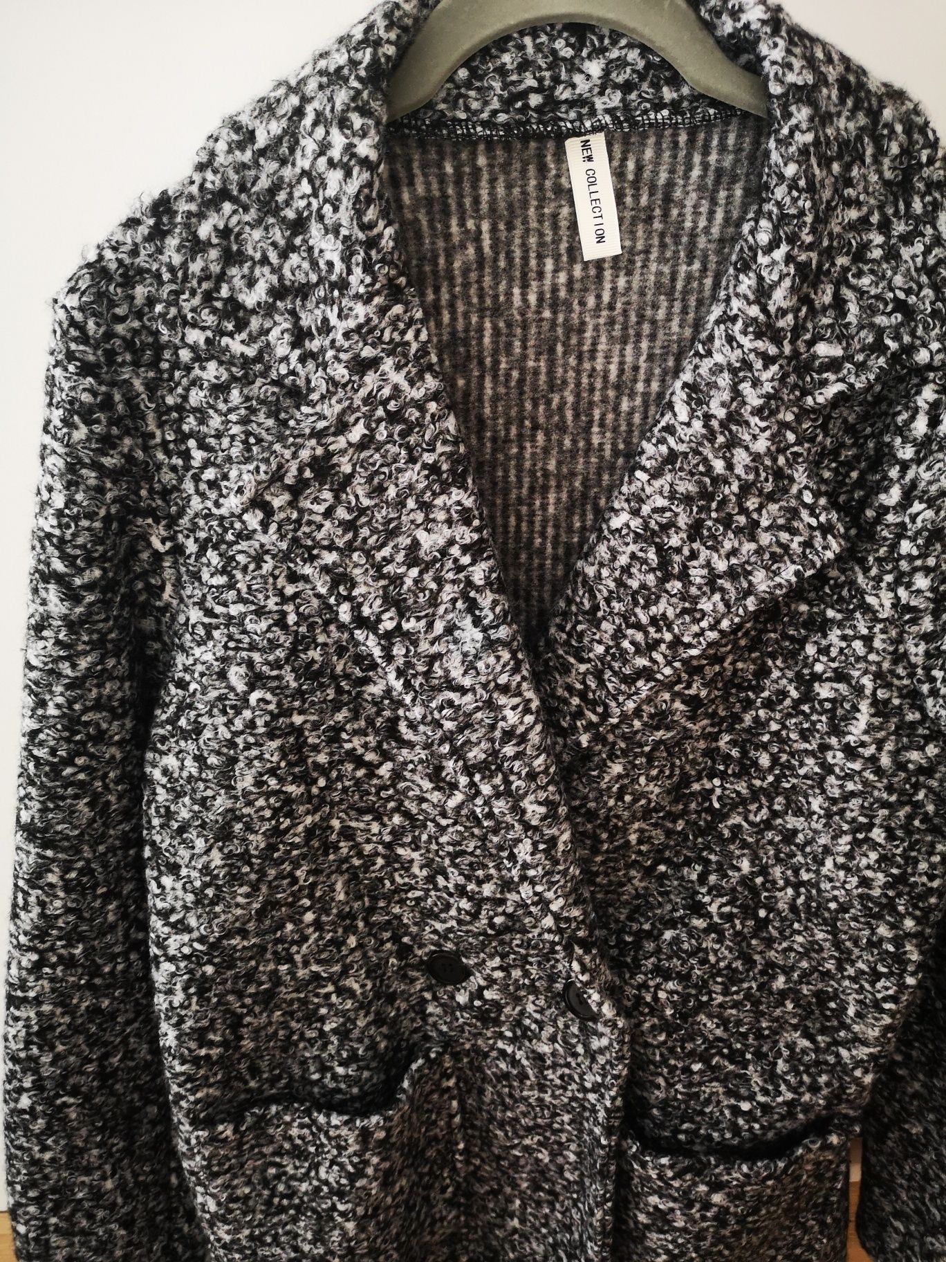 • New Collection • Szary płaszcz na guziczki / r. S