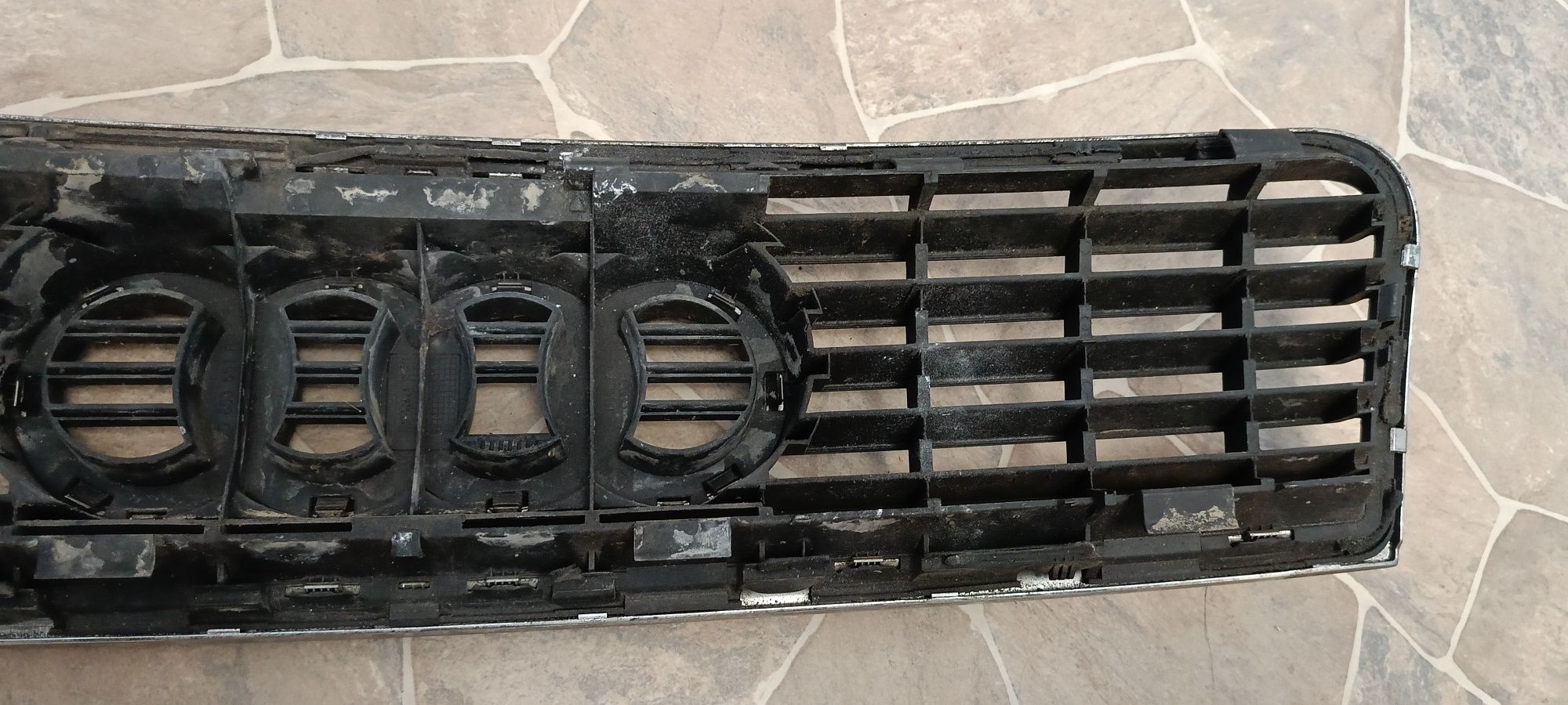 Grill atrapa audi A4 B6