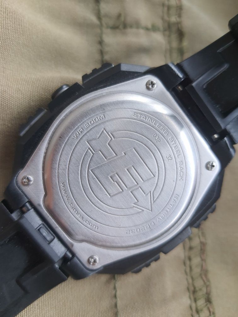 ТАКТИЧНІ Часи Timex Expdition Shok