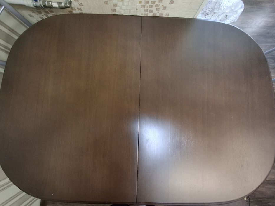 Продам кухонний стіл овальный