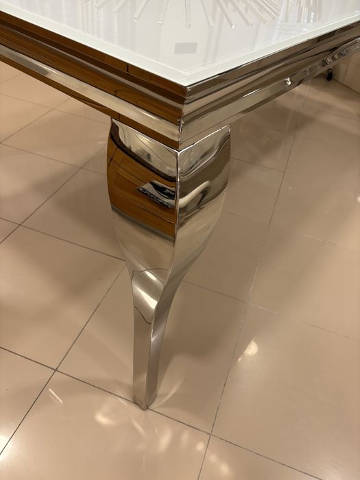 Mesa inox da marca schuller
