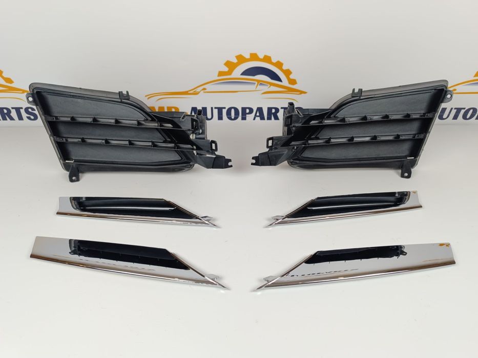 Люверс правий  (без моторчика) Model S 2016-2021  1058007-00-J