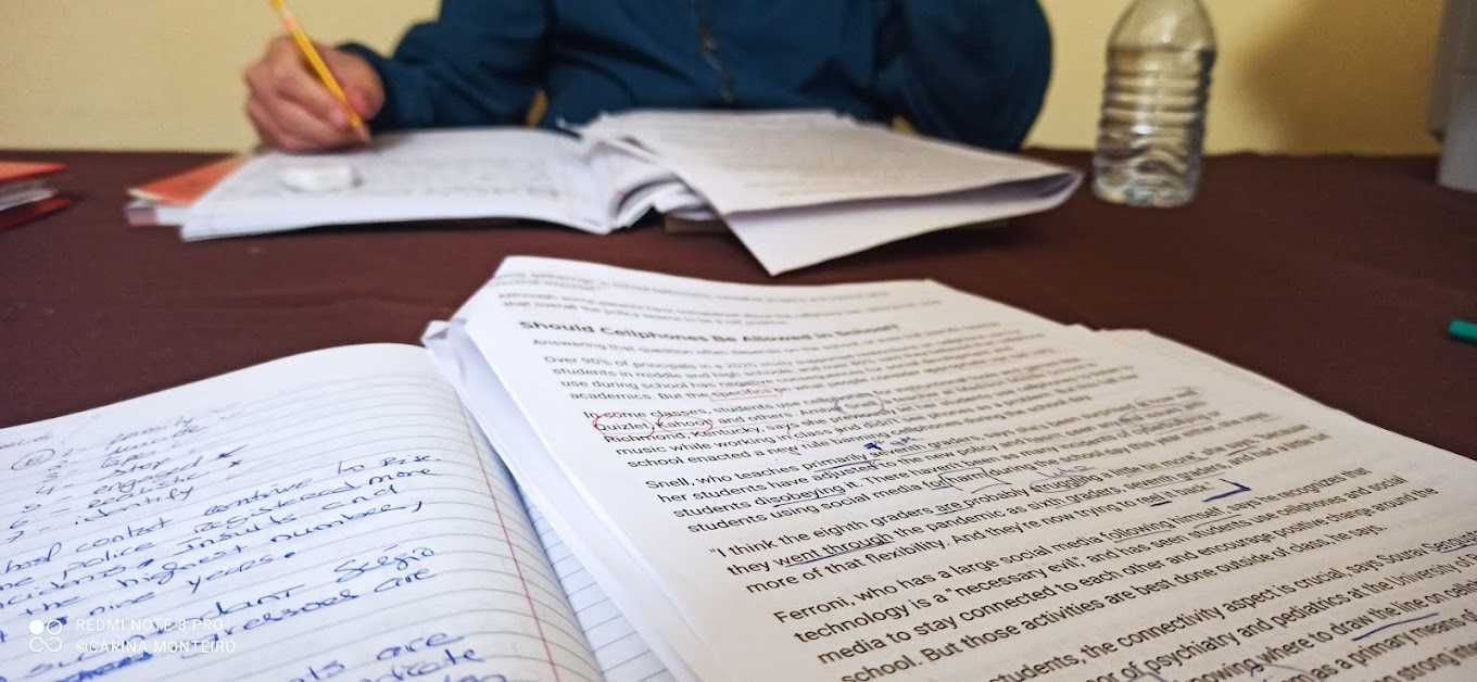 Explicações e Tradução