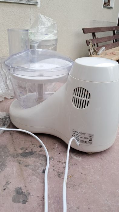 НОВЫЙ Німецький кухонний комбаїн в повній комплектації