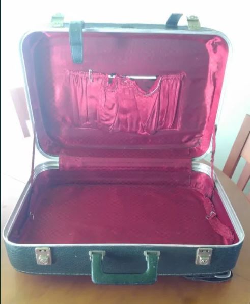 Mala de viagem antiga verde