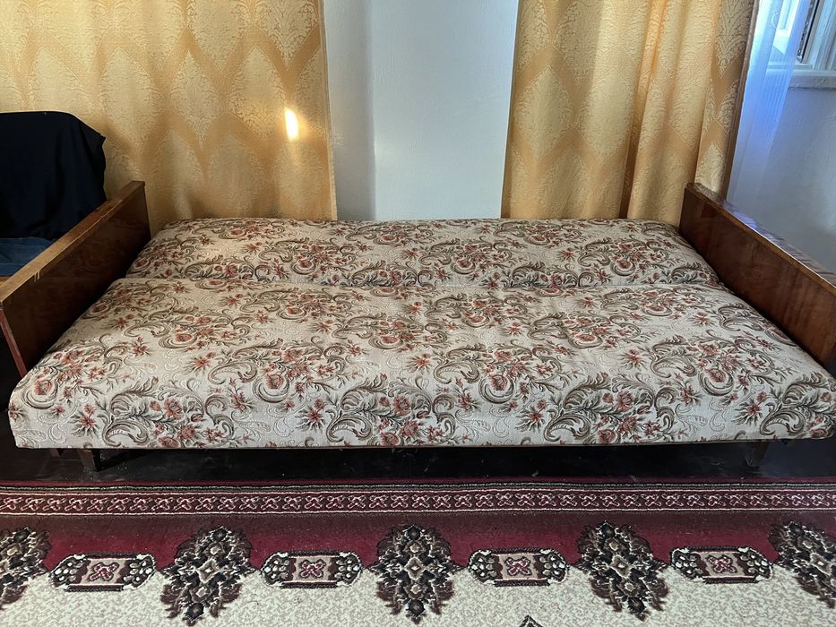 Розкладний диван