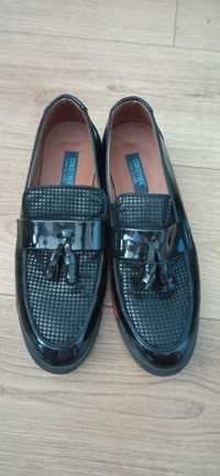 Buty damskie mokasyny 44