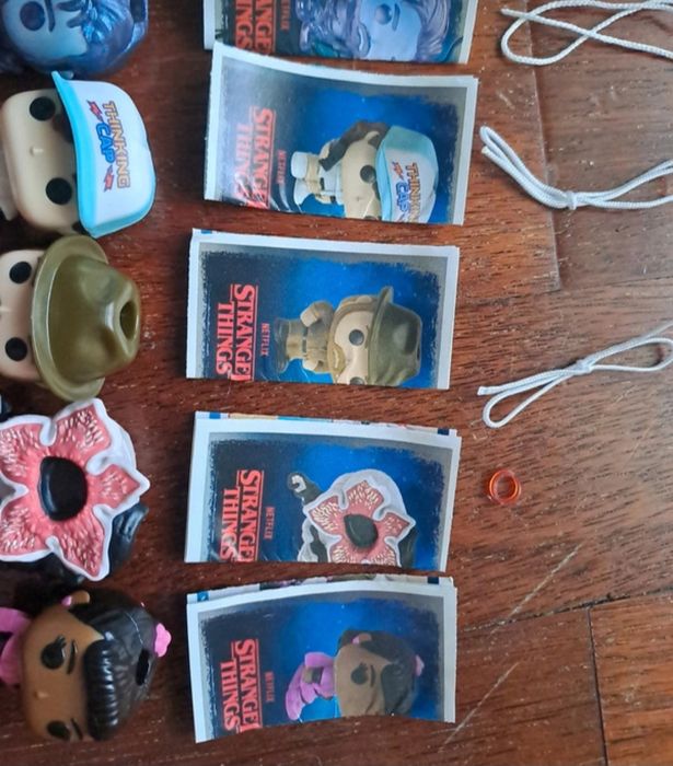 Funkos Pop kinder joy dos stranger things