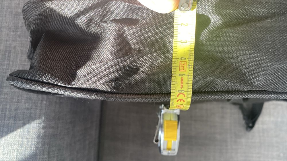 Granatowa torba na loptopa dokumenty biznesowa