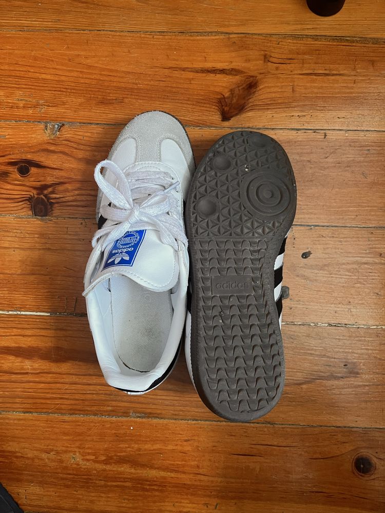 Sapatos samba/Adiadas