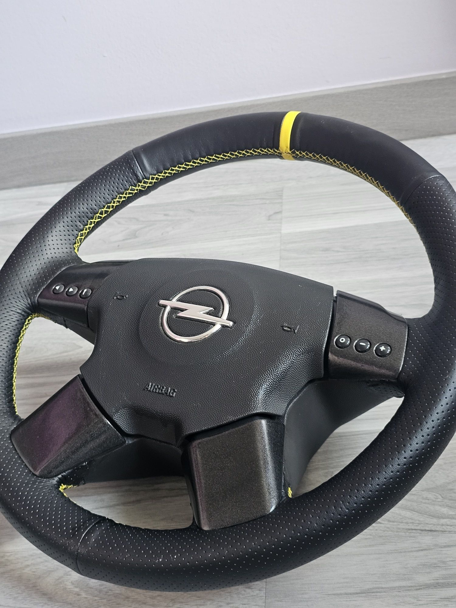 Volante Opel Astra / Vectra