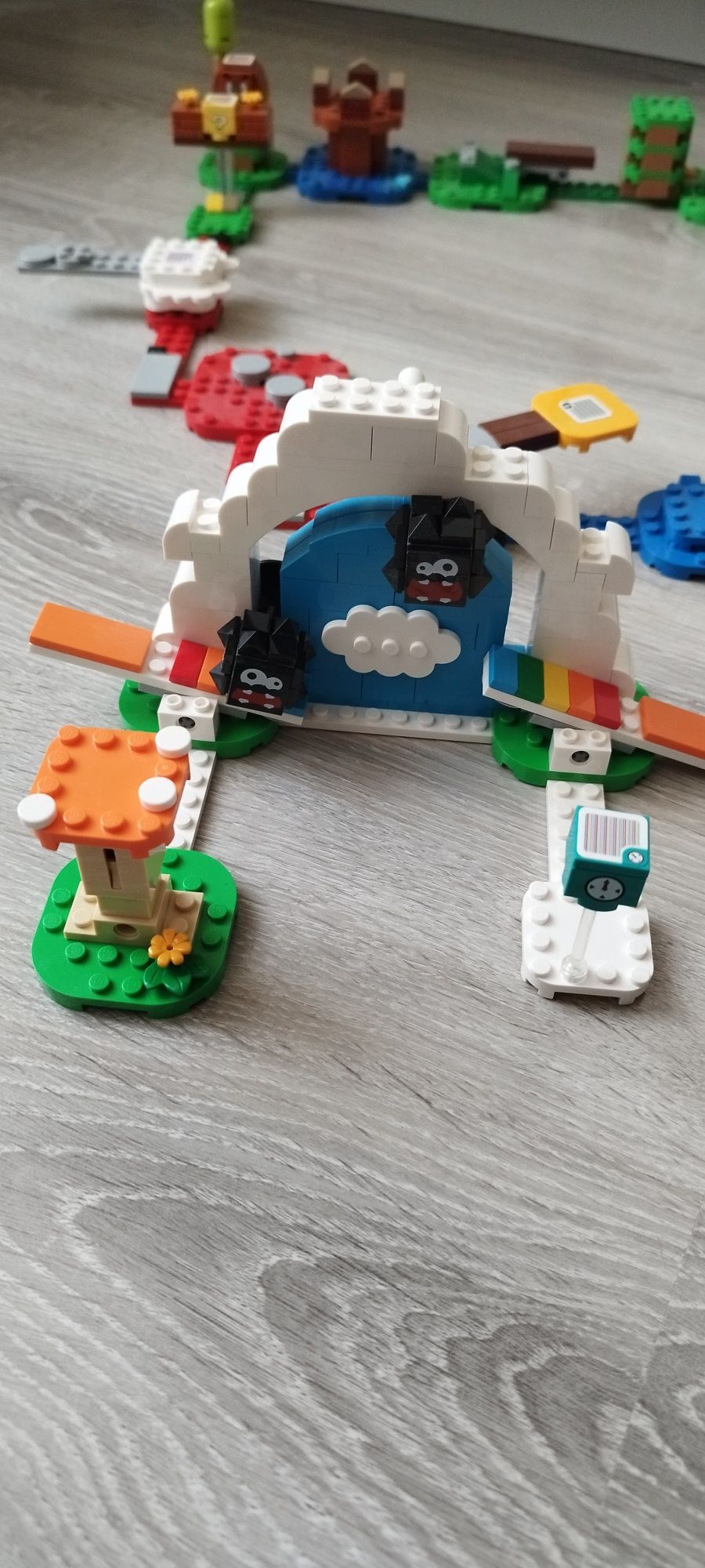 LEGO Super Mario Bros zestaw startowy salta fuzzy'ego śniegowa przygod