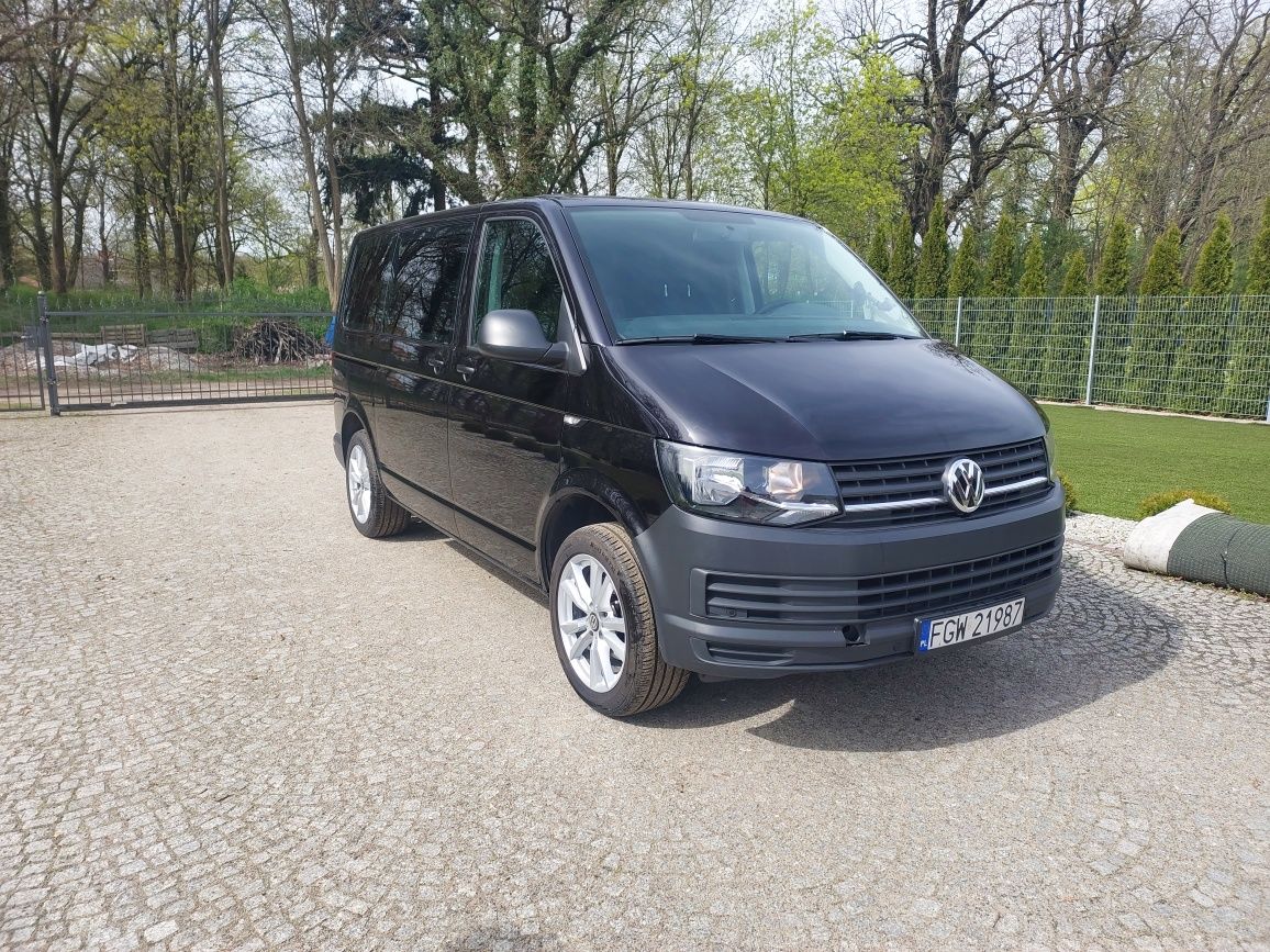 VW T6 Caravelle 2018 rok 2.0 tdi