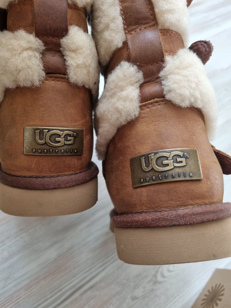 Оригинальные Ugg угги 38 зимние сапоги овчина  кожаные