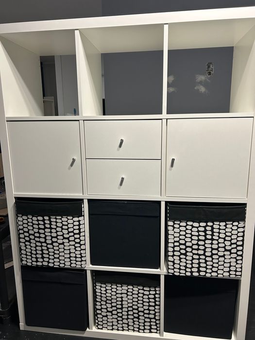 Biała szafka + stolik gratis