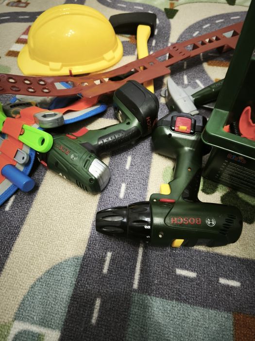 Skrzynka z narzędziami 2 wiertarki dla dzieci