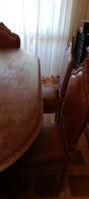 Mesa sala de jantar com 2 cadeiras