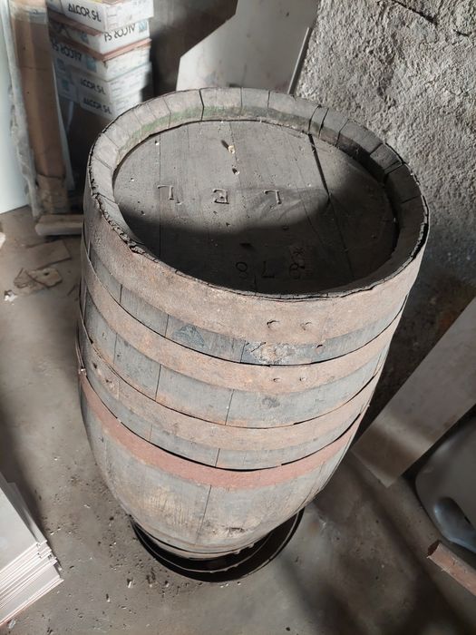 Pipa de vinho antiga