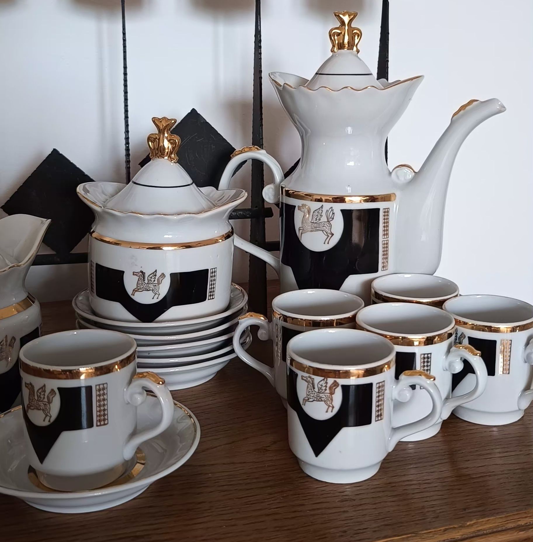 Zestaw serwis  porcelana Połonne unikat pegaz kawowy