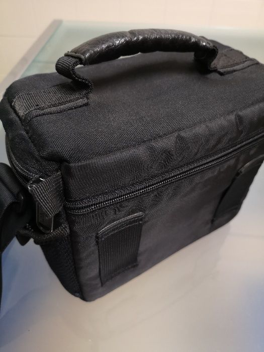 Bolsa máquina fotográfica - Lowepro Nova 1