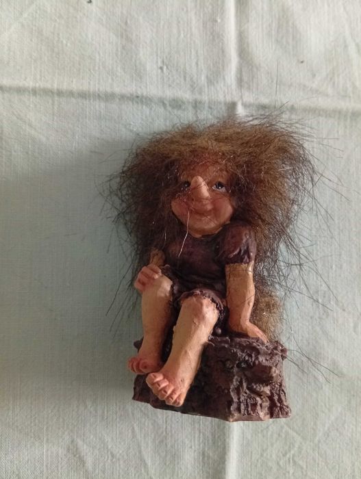 Troll vintage (criatura mítica do folclore escandinavo)