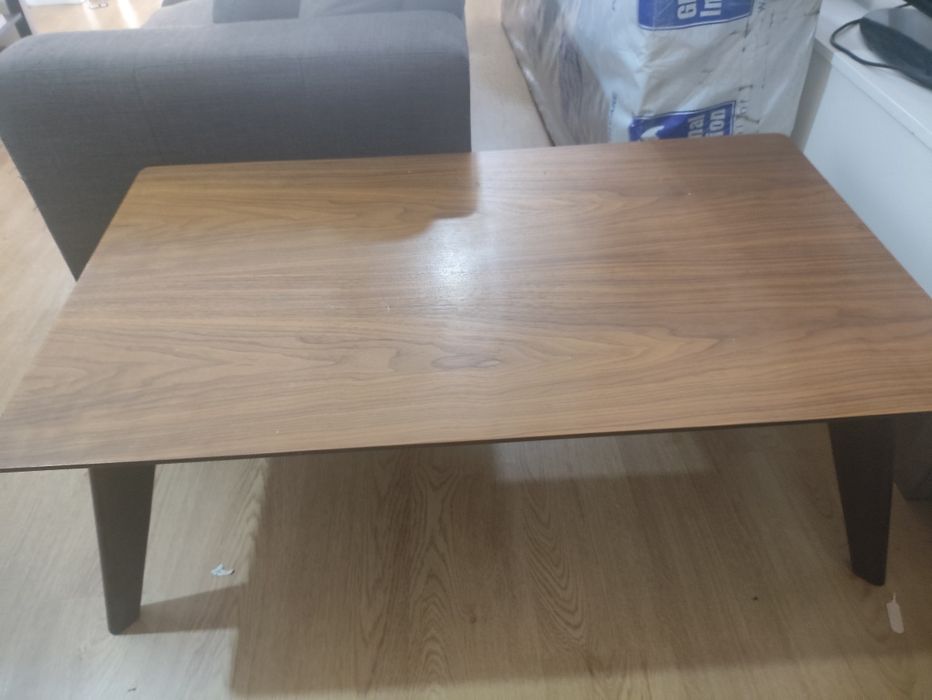 Mesa Italiana de Sala