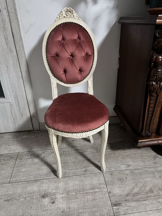 Stylowe krzesło barokowe