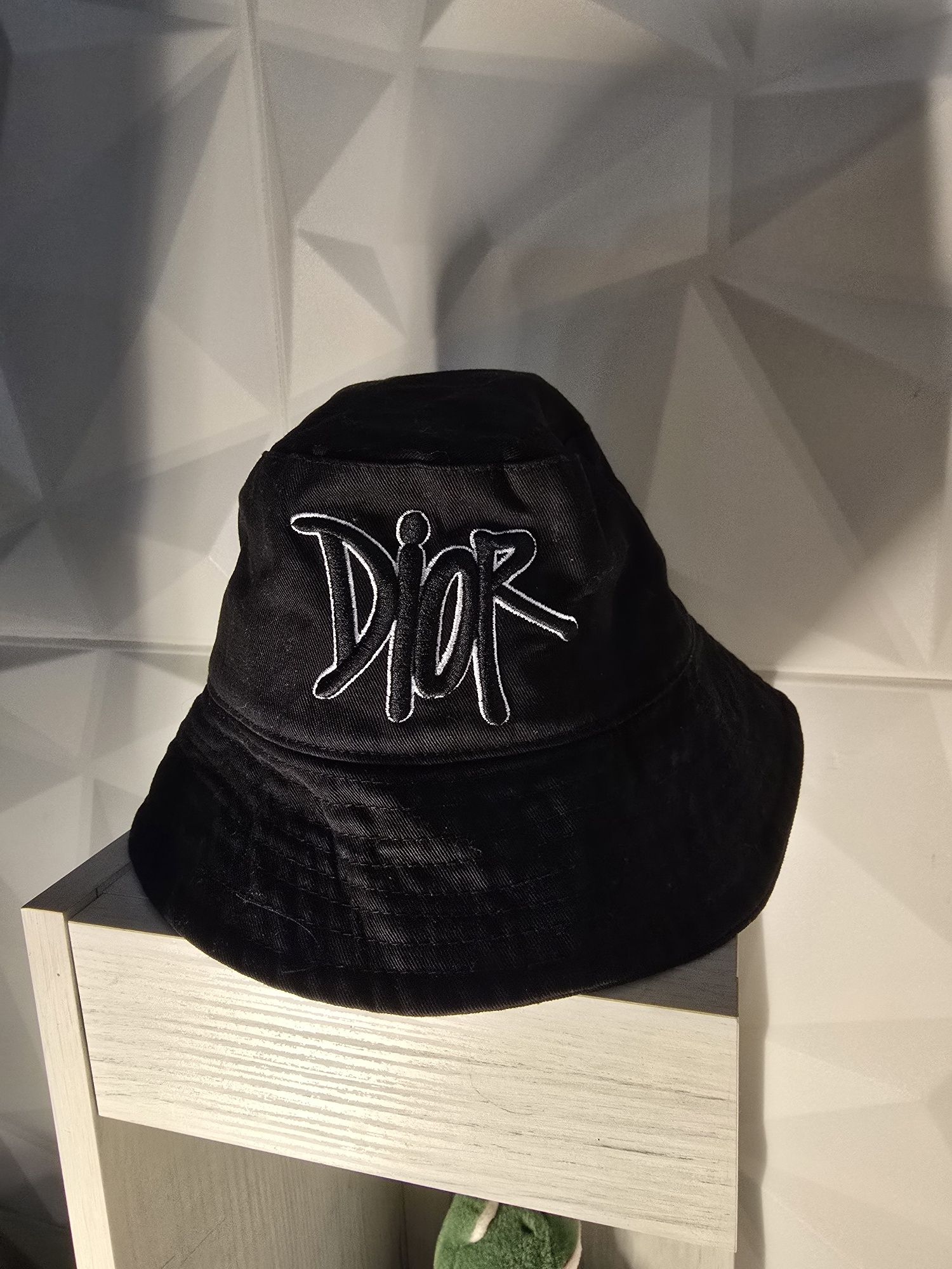 Dior exclusive Czapka