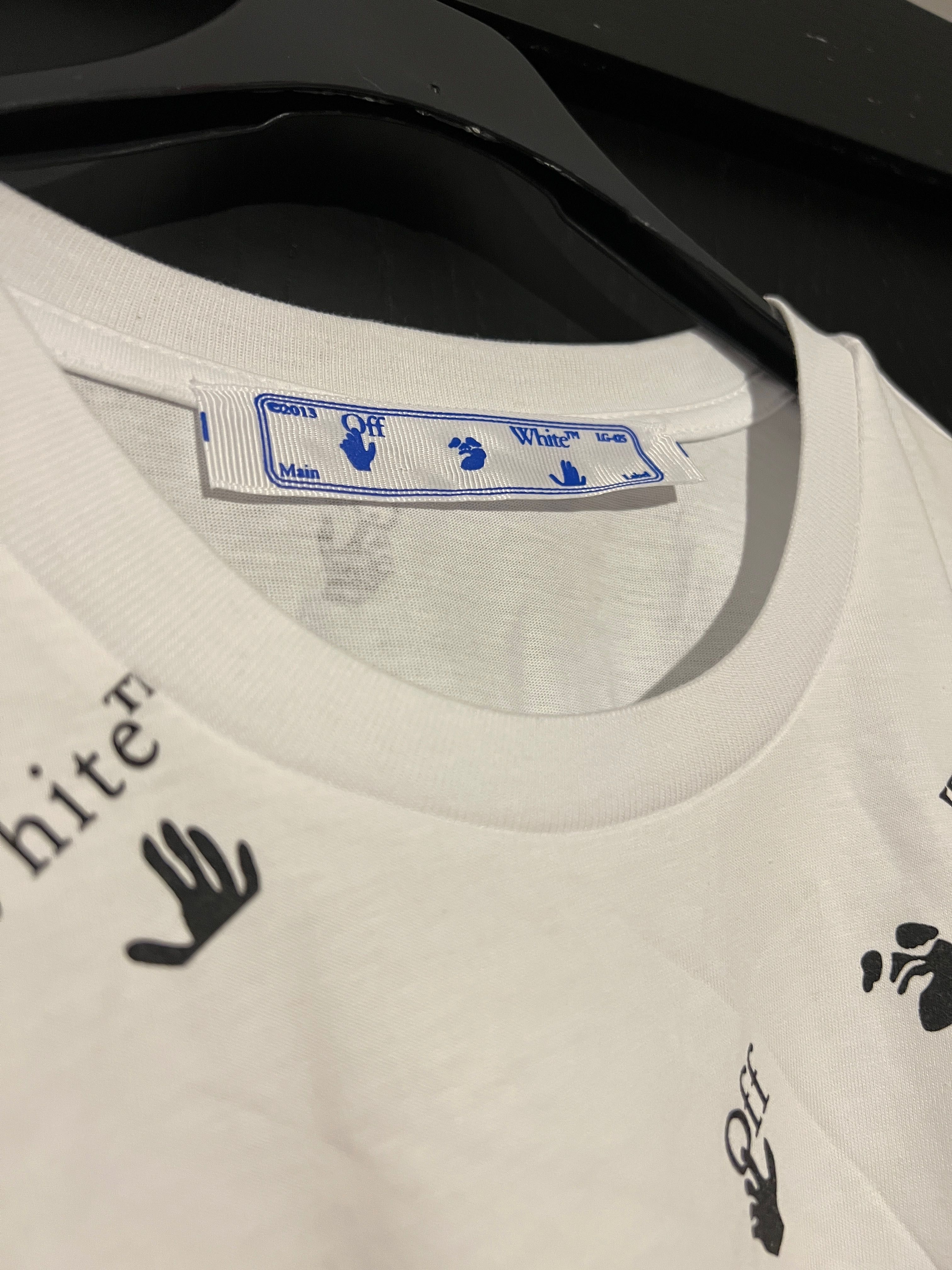 Off white t shirt