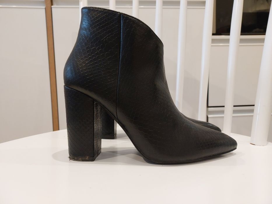 Botki, buty na obcasie, rozm. 35