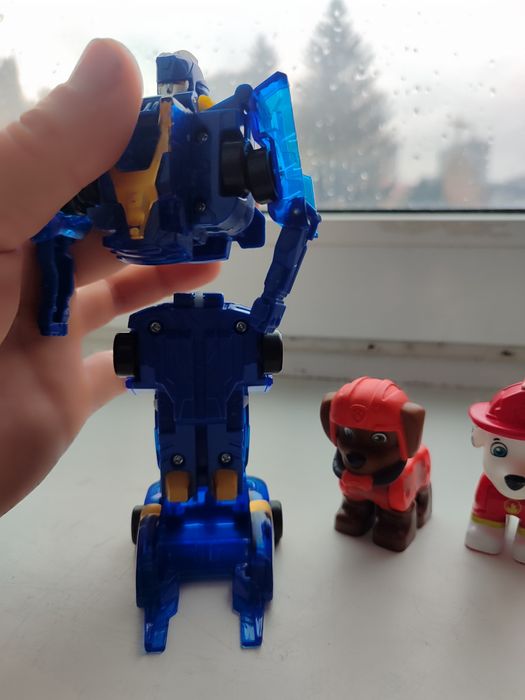 Машинка - трансформер, ціна за все