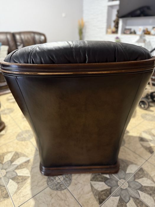 Kanapa i fotele ze skóry