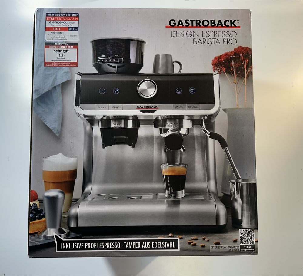 Kolbowy ekspres ciśnieniowy Gastroback Espresso Barista Pro 1550 W