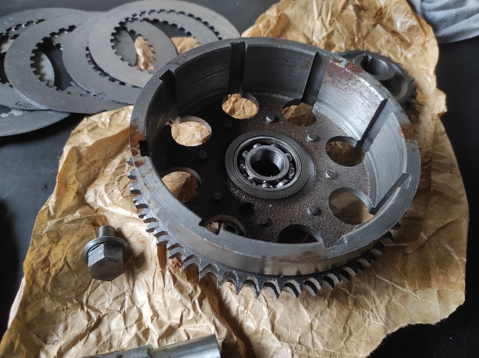 Kosz sprzęgłowy iż 49 56 planeta Jupiter cylinder sprzęgło