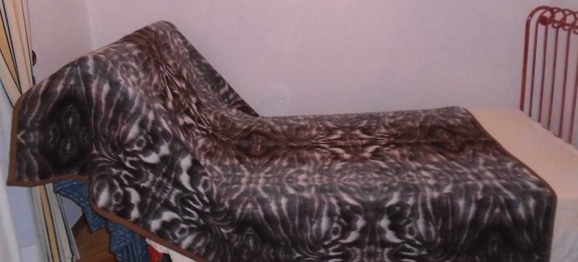 Cobertor - Padrão Castanho e Branco -NOVO!