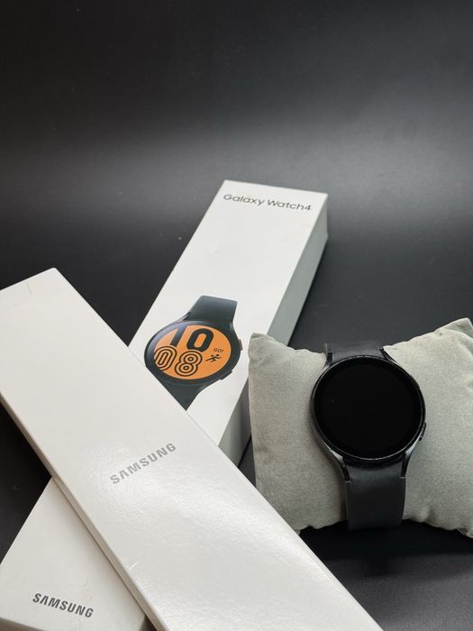 Samsung Galaxy Watch4 44mm Wi-Fi GPS