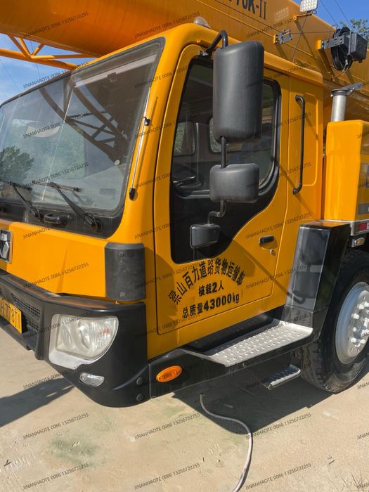 XCMG 70 -II Автокран вантажопідйомністю 70 тонн 2013 року випуску авто