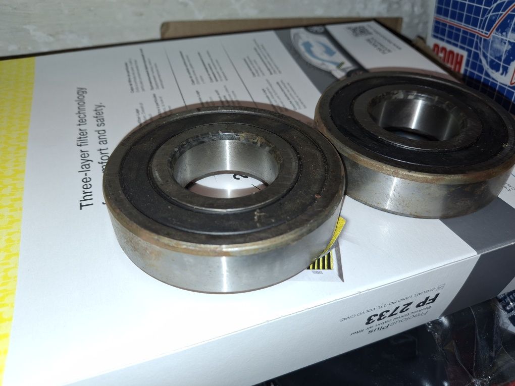 Łożysko FŁT 6305 RSC3 nowe cena za 8szt