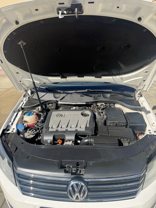 Passat 2.0 TDI 2011 BLUEMOTION - Aceito retoma