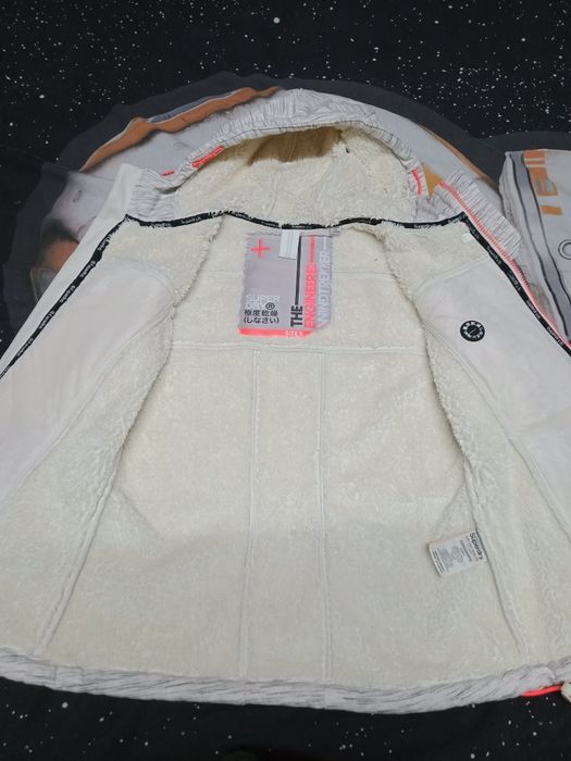 Лижна жіноча куртка