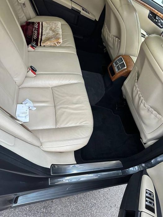 Mercedes S550 W221