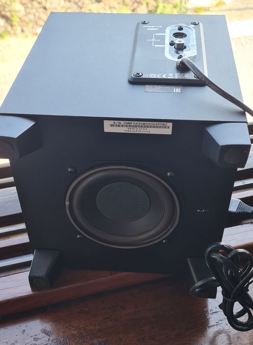 Sistema som CREATIVE A250 com subwoofer