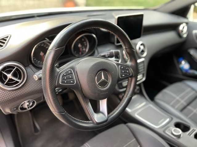 Mercedes A 180 CDI Versão Urban - Caixa Automática-IMPECAVEL 71.000 KM